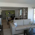 Bay View דירה