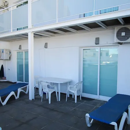 Bay View Apartment