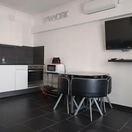Bay View Apartment